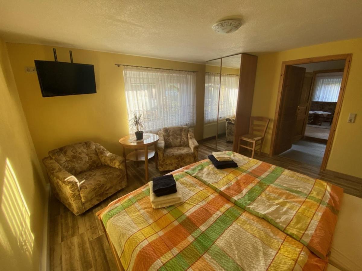 Ferienwohnung Lippmann Grosshartmannsdorf 외부 사진